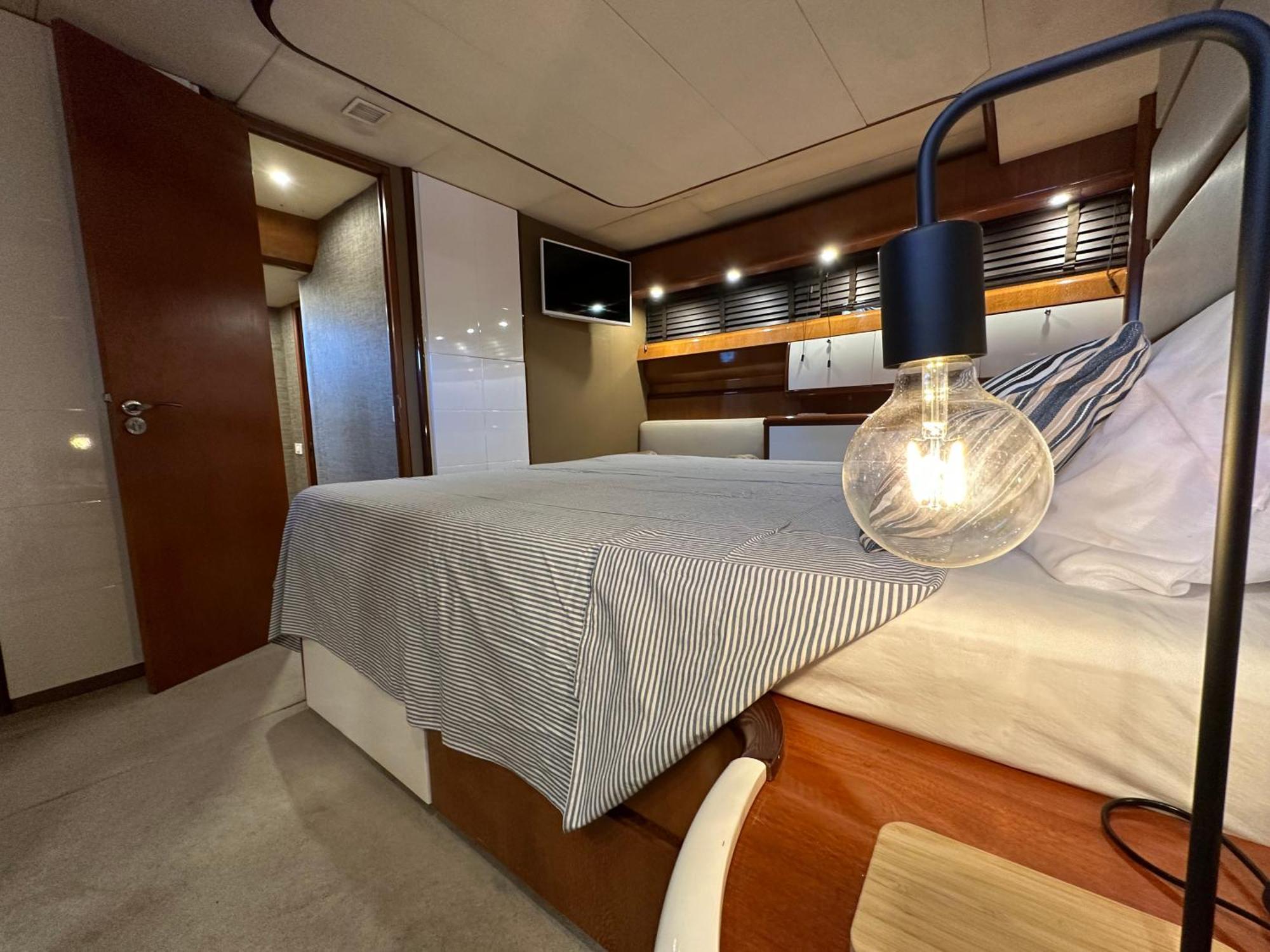 Hotel Yacht 20Metros Sant Adrià de Besòs Exterior foto
